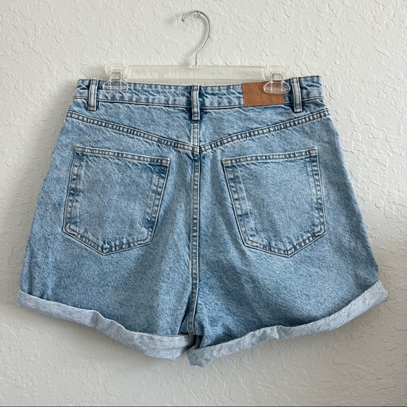 Classic Zara mom shorts - Picture 2 of 3